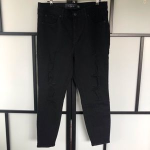 Torrid Distressed Black Sky high skinny jeans 14S